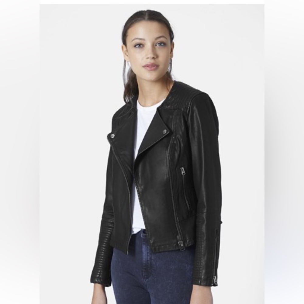 TOP SHOP FAUX LEATHER JACKET SIZE 8